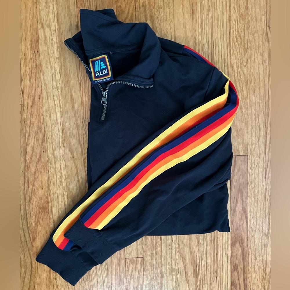 Aldi Fan Gear 2023 Unisex Quarter Zip Top